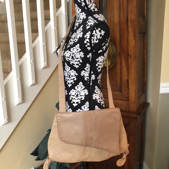 Vintage 1920’s Benelli Roma Leather ostrich stamped cross body adjustable bag - Picture 11 of 17